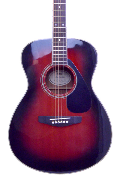 ボディトップスプルース単板YAMAHA　FS-423S RBD アコースティックギター